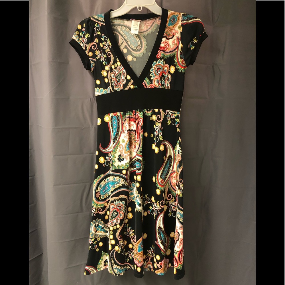 Fun print dress   EUC